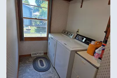 26423 S Wind Lake Rd, Racine, WI 53185 - Photo 27