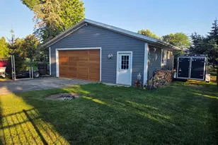 26423 S Wind Lake Rd, Racine, WI 53185 - Photo 3