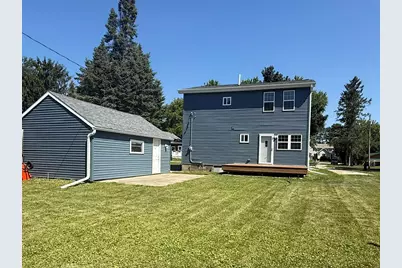 717  Minerva St, Horicon, WI 53032 - Photo 3