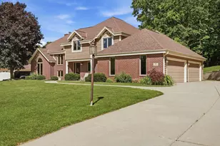 S67W20071 Benjamin Ct, Muskego, WI 53150 - Photo 3