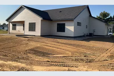 1309  Academy Dr, Holmen, WI 54636 - Photo 31