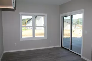 1309 Academy Dr, Holmen, WI 54636 - Photo 5