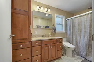 24312 Peninsula Dr, Racine, WI 53139 - Photo 15