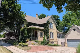 224 Amanda St, Burlington, WI 53105 - Photo 41