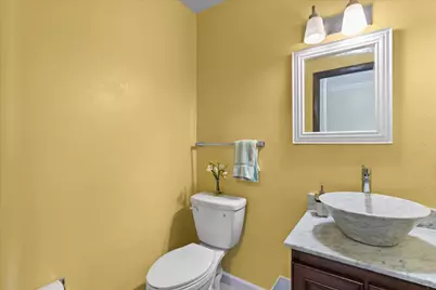 9143 N 70th St, Milwaukee, WI 53223 - Photo 17