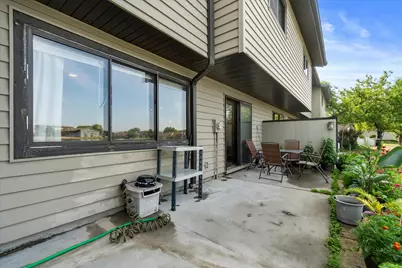 9143 N 70th St, Milwaukee, WI 53223 - Photo 15