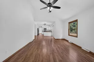 5417 Sandhill Rd, Racine, WI 53402 - Photo 15