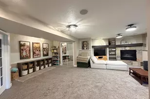 1053 Canary Ln, Onalaska, WI 54650 - Photo 27