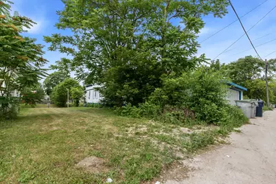 2848 N 19th St, Milwaukee, WI 53206 - Photo 3