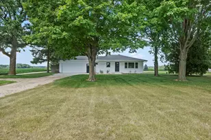 W196 County Rd CW, Ixonia, WI 53036 - Photo 23