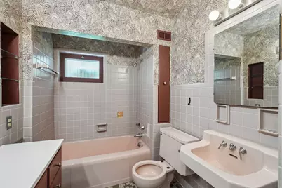 S23W23085 E Broadway -, Waukesha, WI 53186 - Photo 21