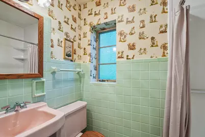 S23W23085 E Broadway -, Waukesha, WI 53186 - Photo 19