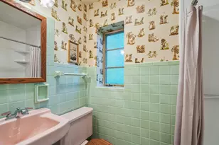 S23W23085 E Broadway, Waukesha, WI 53186 - Photo 19