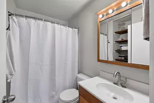 2222 E Belleview Pl, Milwaukee, WI 53211 - Photo 5