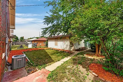 3056 N 55th St, Milwaukee, WI 53210 - Photo 23