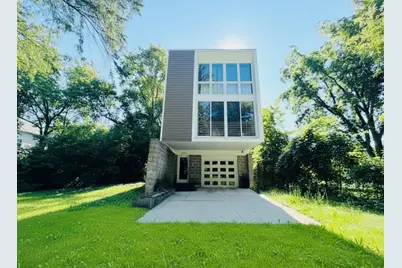 6022 N Sunny Point Rd, Milwaukee, WI 53209 - Photo 1