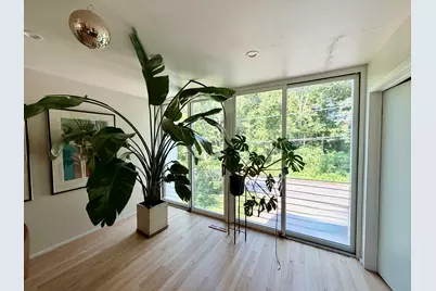 6022 N Sunny Point Rd, Milwaukee, WI 53209 - Photo 23