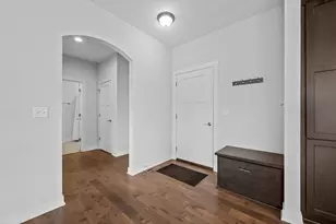 16791 W Wynfield Ct, New Berlin, WI 53151 - Photo 5