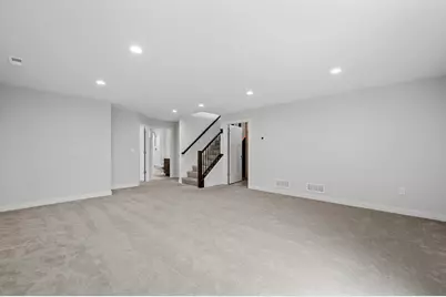 16791 W Wynfield Ct, New Berlin, WI 53151 - Photo 17