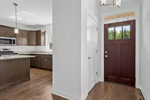 16791 W Wynfield Ct, New Berlin, WI 53151 - Photo 7