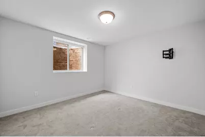 16791 W Wynfield Ct, New Berlin, WI 53151 - Photo 19