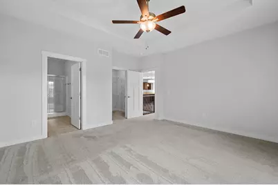 16791 W Wynfield Ct, New Berlin, WI 53151 - Photo 11