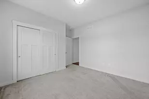 16791 W Wynfield Ct, New Berlin, WI 53151 - Photo 15