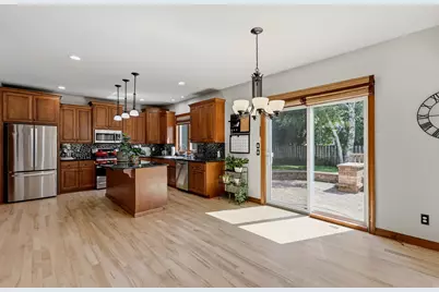 1606 S Carver Ln, Appleton, WI 54914 - Photo 17