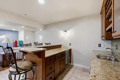 1606 S Carver Ln, Appleton, WI 54914 - Photo 5