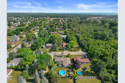 2119  Fireside Dr, Racine, WI 53402 - Photo 49