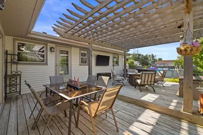 2119  Fireside Dr, Racine, WI 53402 - Photo 29