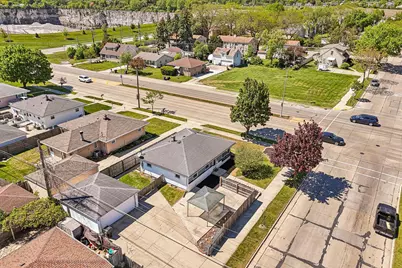3940  Lasalle St, Racine, WI 53402 - Photo 33