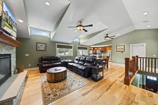 211 3rd Ave, Fontana, WI 53125 - Photo 17