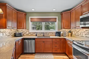 211 3rd Ave, Fontana, WI 53125 - Photo 27