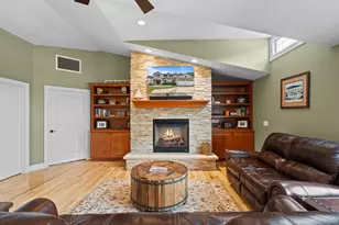 211 3rd Ave, Fontana, WI 53125 - Photo 19