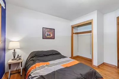 6964 N Braeburn Ln, Glendale, WI 53209 - Photo 31