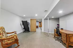 6964 N Braeburn Ln, Glendale, WI 53209 - Photo 43