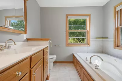 16730  Willow Ridge Ln, Brookfield, WI 53005 - Photo 23