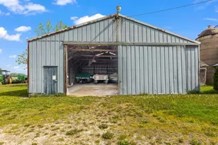 W184 County Rd CW, Ixonia, WI 53036 - Photo 39