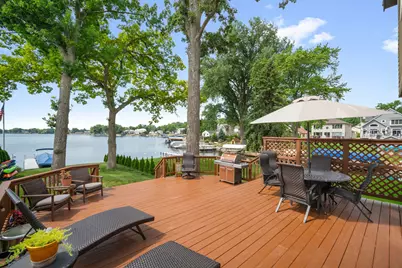 S70W18899  Gold Dr, Muskego, WI 53150 - Photo 3