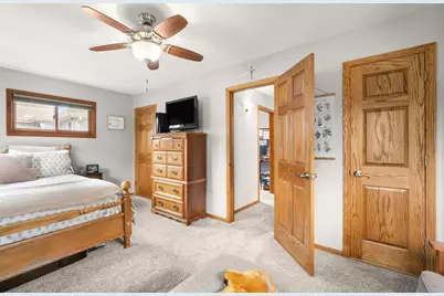 S70W18899  Gold Dr, Muskego, WI 53150 - Photo 19