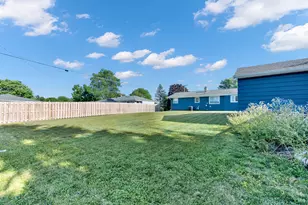 5704 Bradford Ave, Racine, WI 53406 - Photo 23