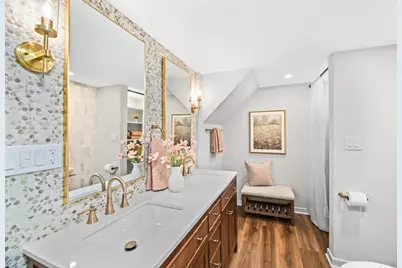 2460 N 95th St, Wauwatosa, WI 53226 - Photo 29