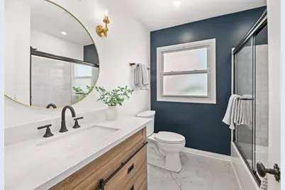 2460 N 95th St, Wauwatosa, WI 53226 - Photo 21