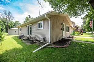 205 N 7th St, Delavan, WI 53115 - Photo 31