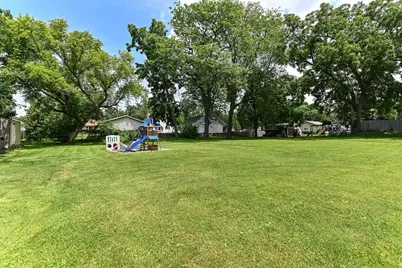 205 N Seventh St, Delavan, WI 53115 - Photo 7
