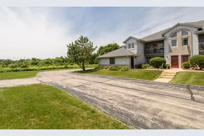 859  Quinlan Dr #A, Pewaukee, WI 53072 - Photo 23