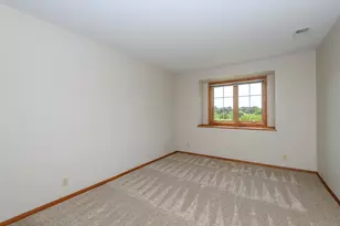 859 Quinlan Dr, Pewaukee, WI 53072 - Photo 15