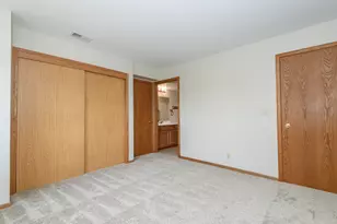 859 Quinlan Dr, Pewaukee, WI 53072 - Photo 13