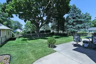 121 Grace St, Sharon, WI 53585 - Photo 23